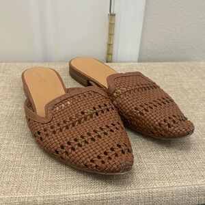 Universal Thread Tan Woven Mules